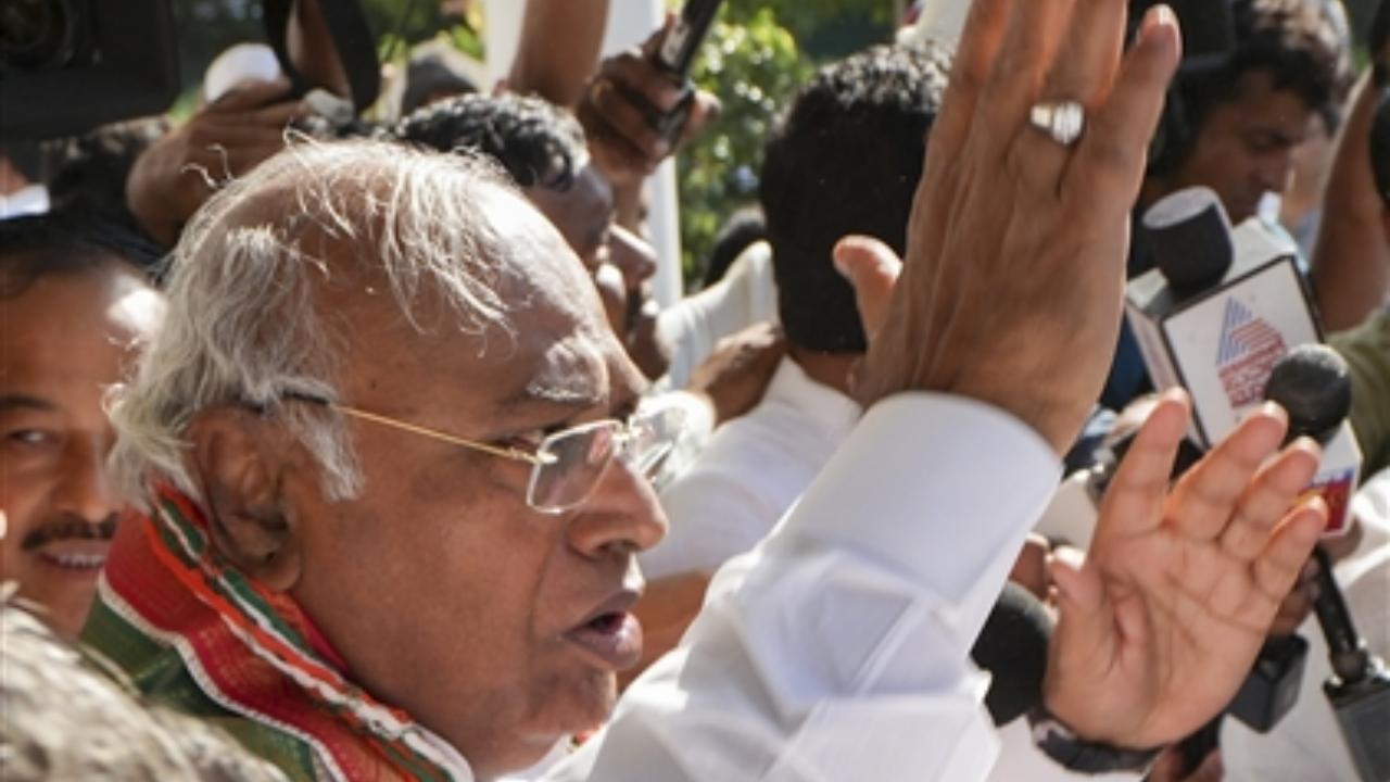 IN PHOTOS: Mallikarjun Kharge becomes new Congress chief; gets over 7,000 votes