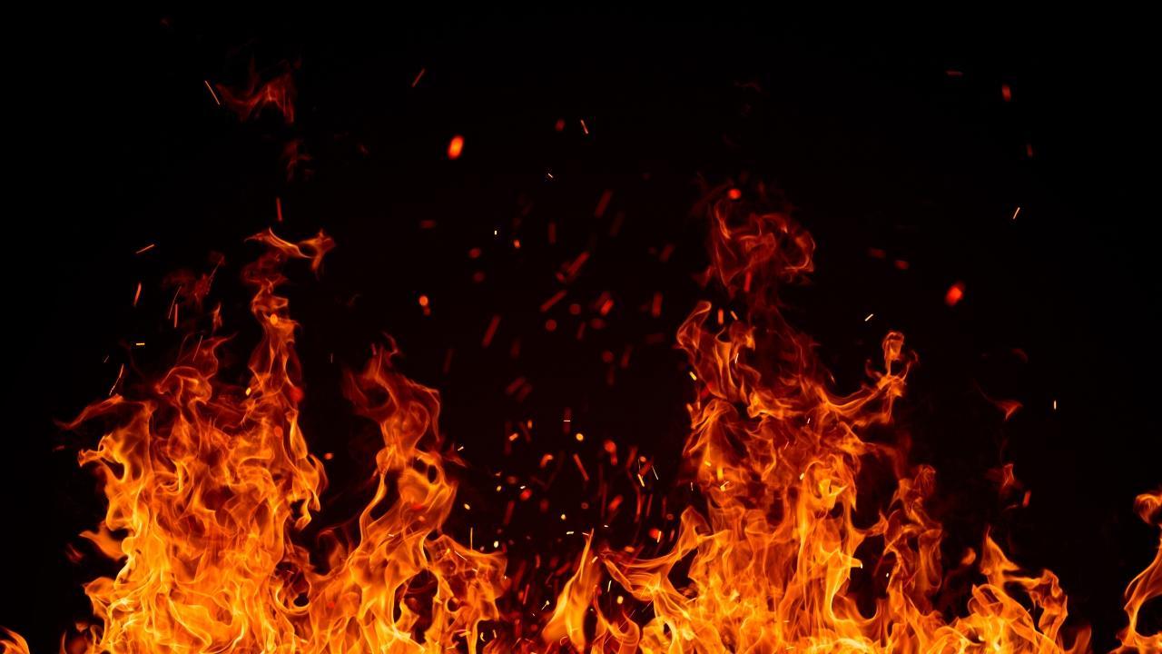 Fire engulfs house in Lucknow, retired IG dies
