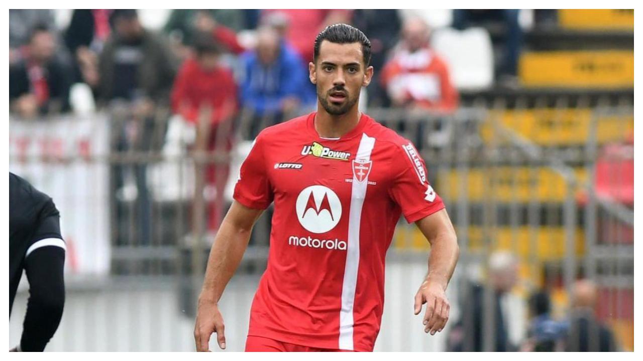 Italy stabbing: One killed, four injured including Arsenal footballer Pablo Mari