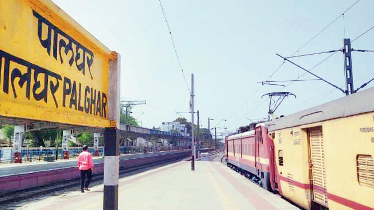Mumbai: Rescheduling goof-up causes 50 passengers to miss train