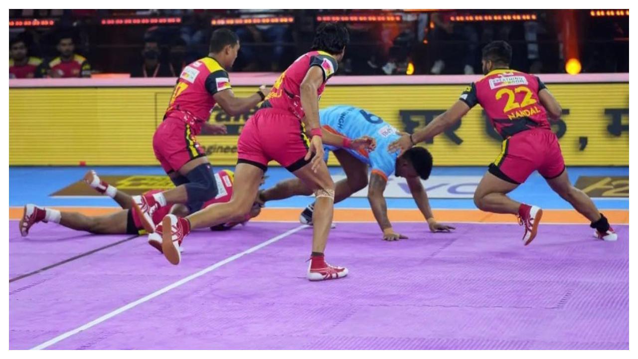 Pro Kabaddi League: Bengaluru Bulls floor Tamil Thalaivas to go 3rd on points table