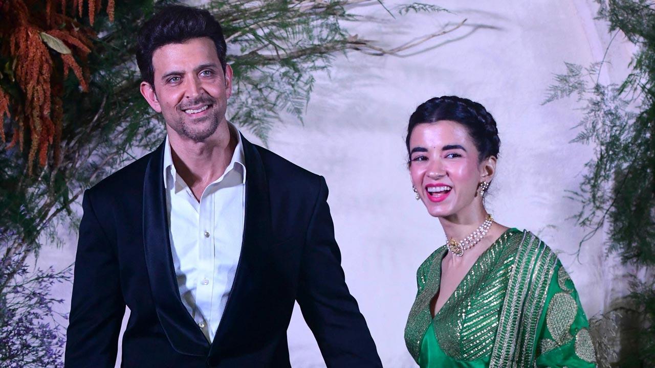 Hrithik Roshan strikes a pose with Saba Azad at Richa-Ali's wedding reception