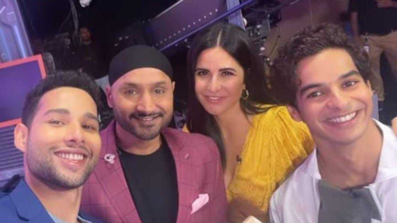 Katrina Kaif, Siddhant Chaturvedi & Ishaan meet Harbhajan Singh and play cricket while promoting their film ‘Phone Bhoot' on a sports channel 