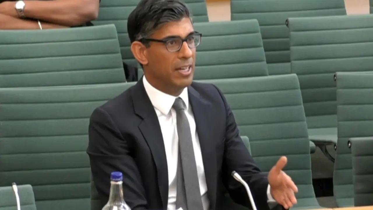 'New dawn' for UK, 'Death of Democracy': British media welcomes new PM Sunak with both bouquets and brickbats