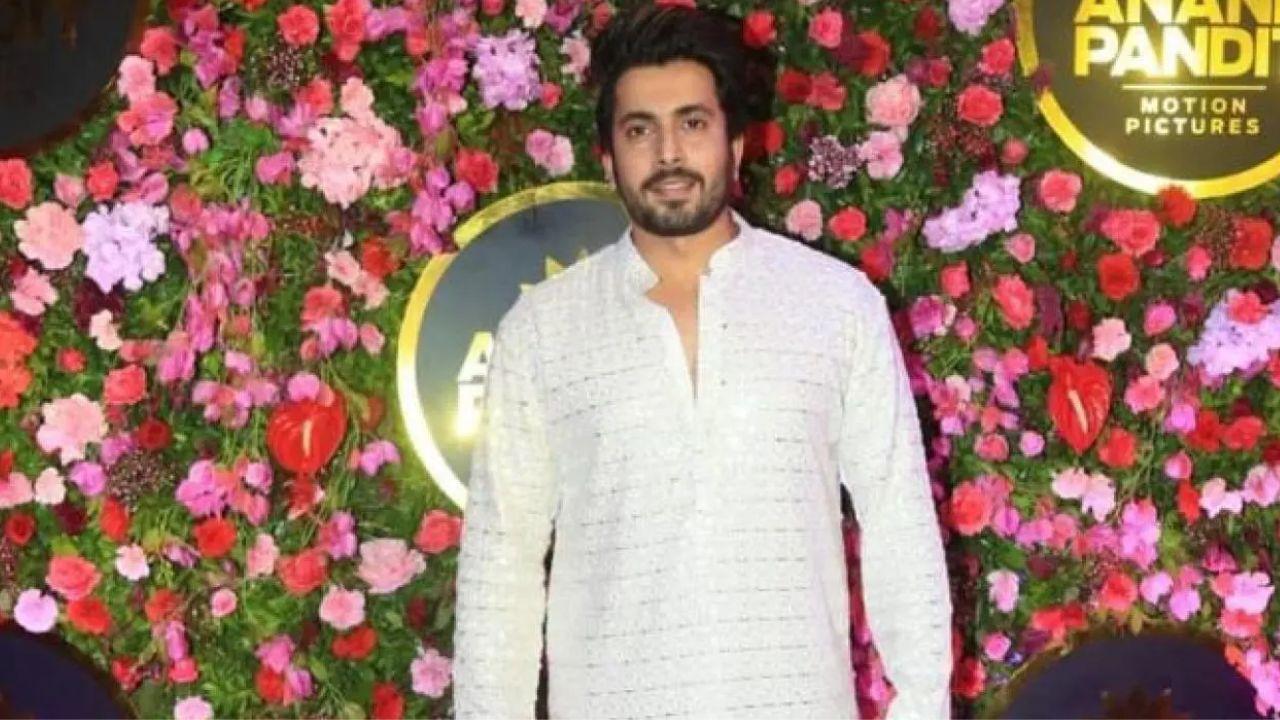 Diwali 2022! 'Adipurush' actor Sunny Singh opens up about his plans this year. Full Story Read Here 