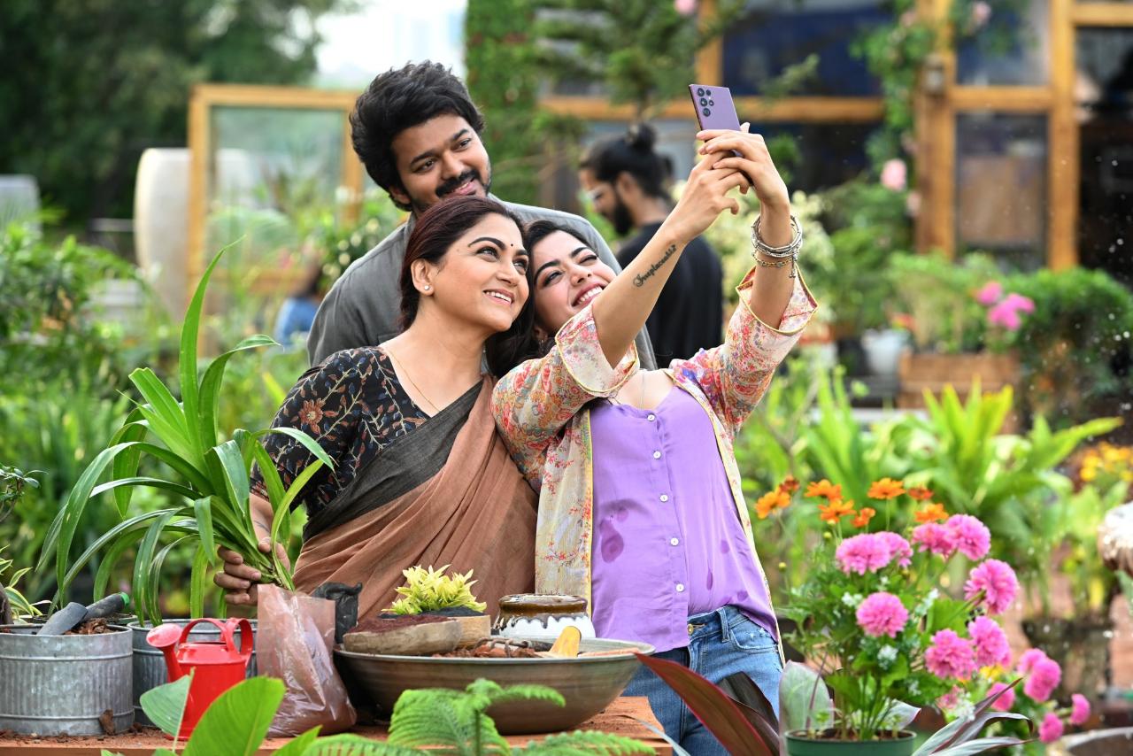 Khushbu Sundar will also play a prominent part in the film apart from Prabhu, Sarath Kumar, Prakash Raj, Jayasudha, Srikanth, Shaam, Yogi Babu, Sangeetha and Samyuktha