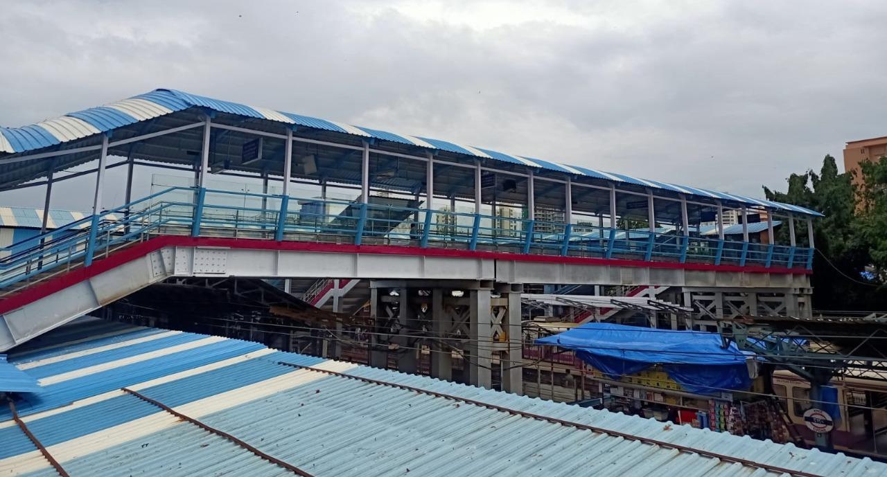 Mumbai LIVE: Western Railway commissions new foot over bridge at Dadar station