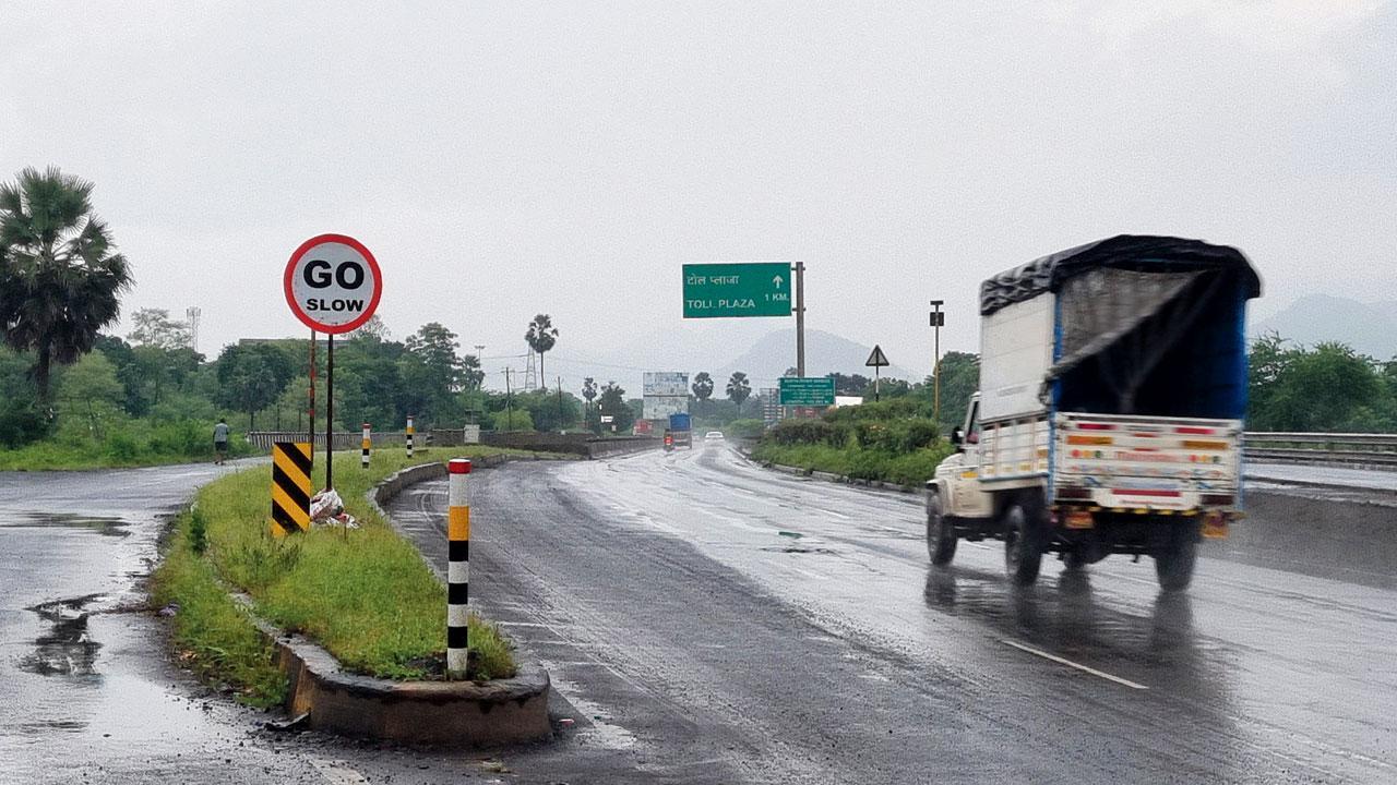 Cyrus Mistry death: Finally, NHAI puts up signboard to warn motorists at mishap site