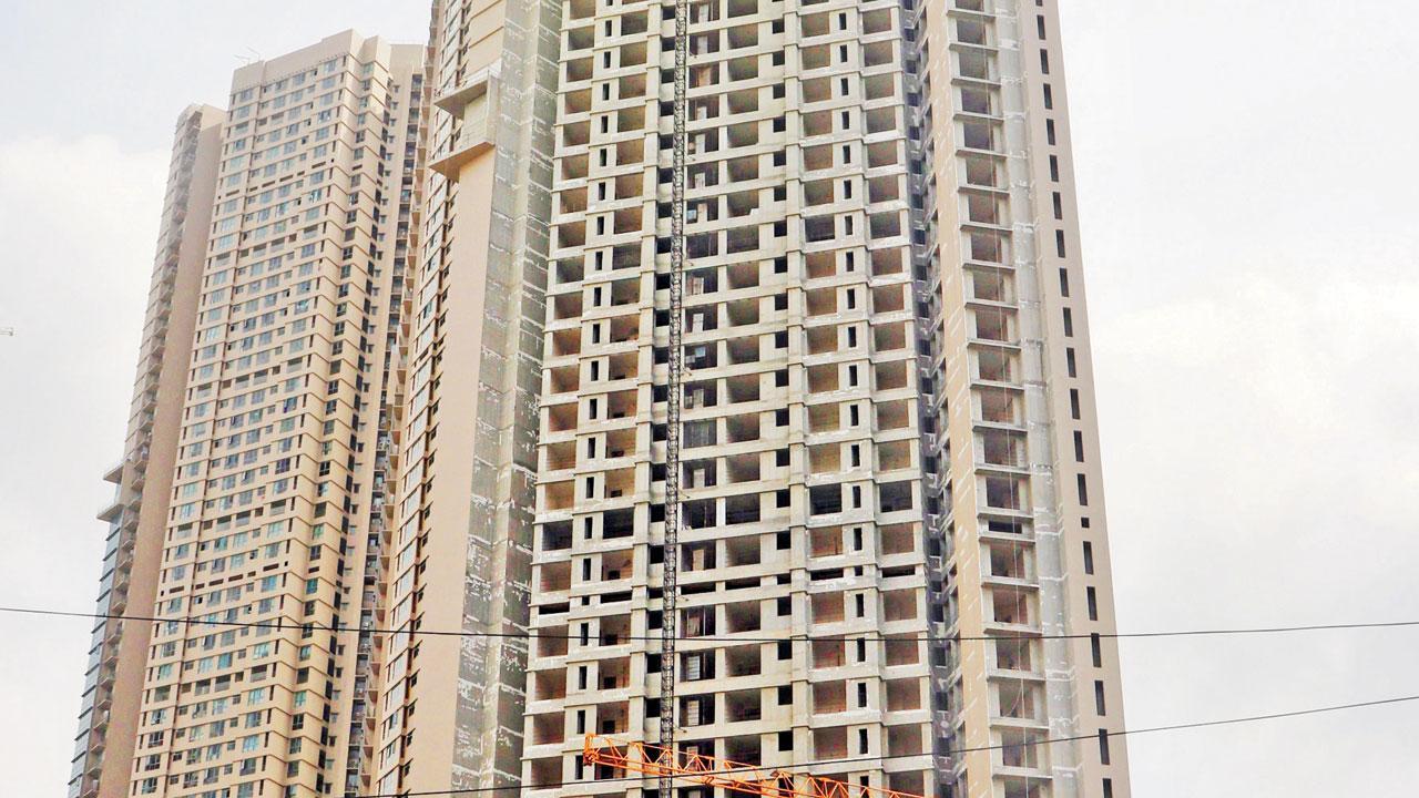 Mumbai: D-gang bookie takes campaign route to threaten housing society members in Malad