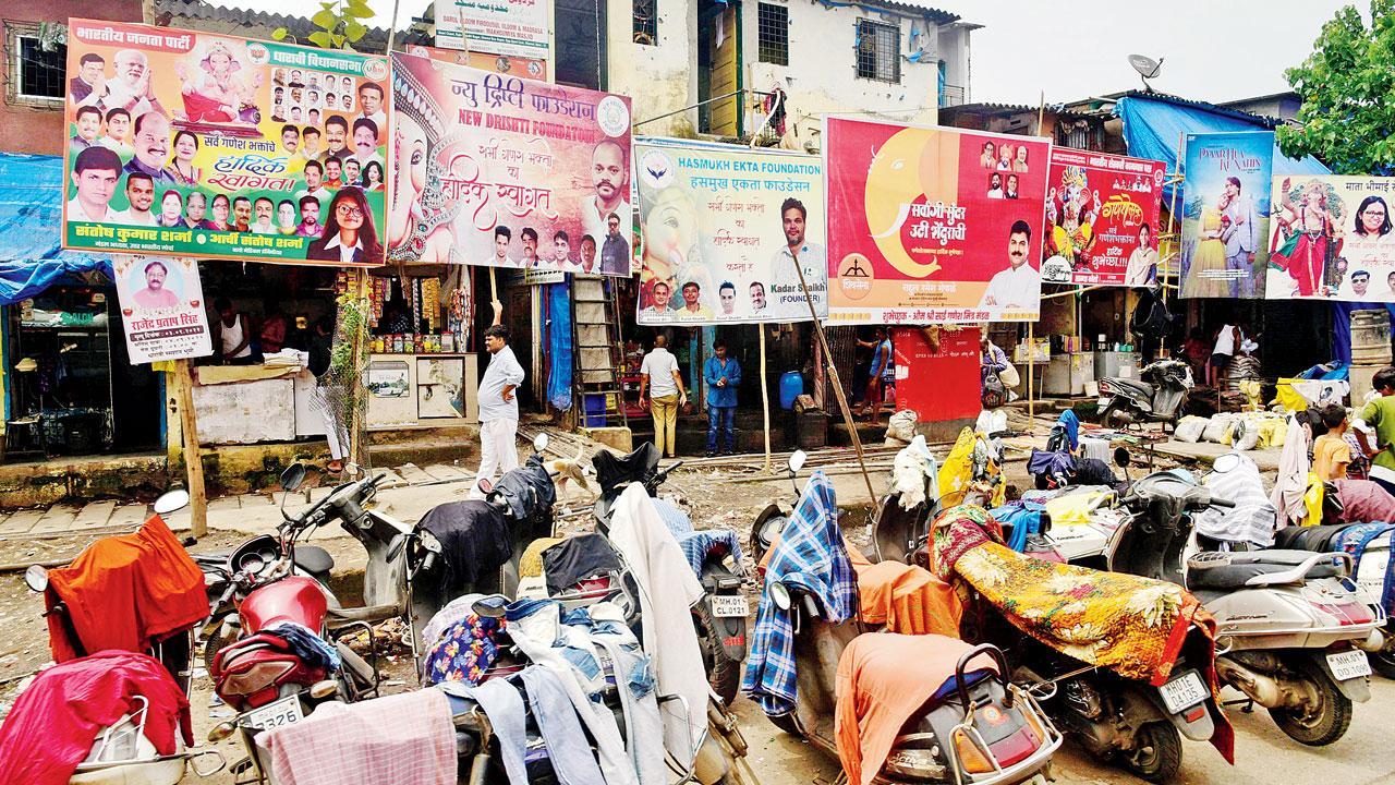 Mumbai: Ganeshotsav over, politicians forget to remove jarring hoardings 
