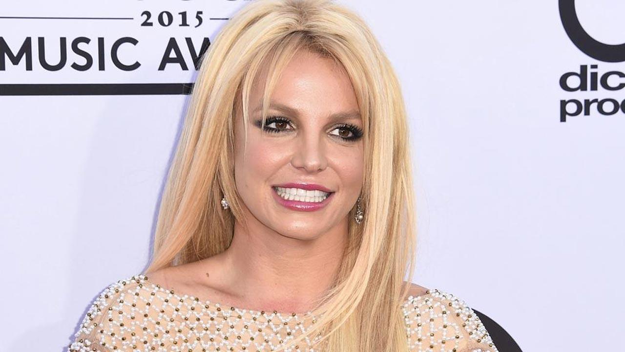 Britney Spears cries on camera in social media dance video