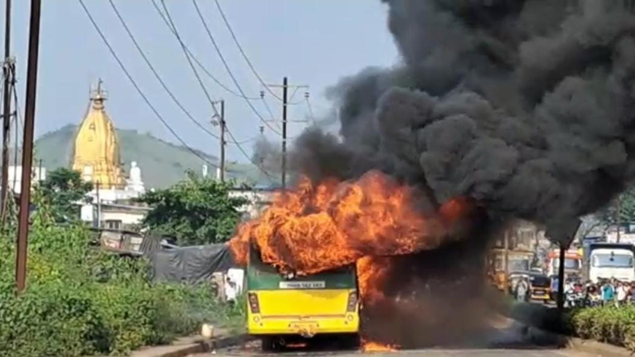 Maharashtra: Vasai Virar Municipal Corporation bus catches fire in Nalasopara, passengers escape unhurt