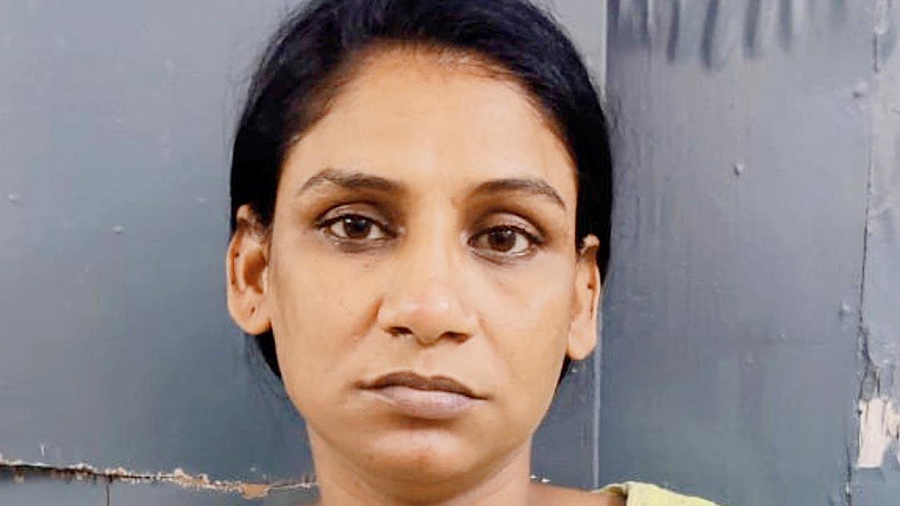 Mumbai: Borivli police arrest final member of band of thieving sisters 