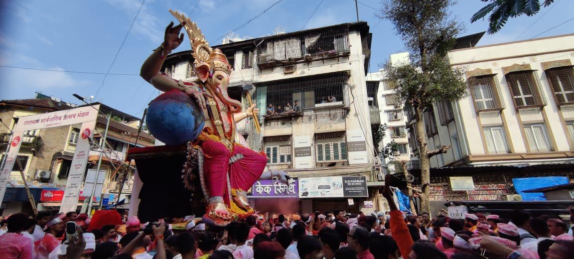At the culmination of the festival on Anant Chaturdashi, the idols of Lord Ganesh are taken to nearby water bodies and immersed. Devotees take the idols for immersion in a grand processions. (Pic/Sameer Markande)