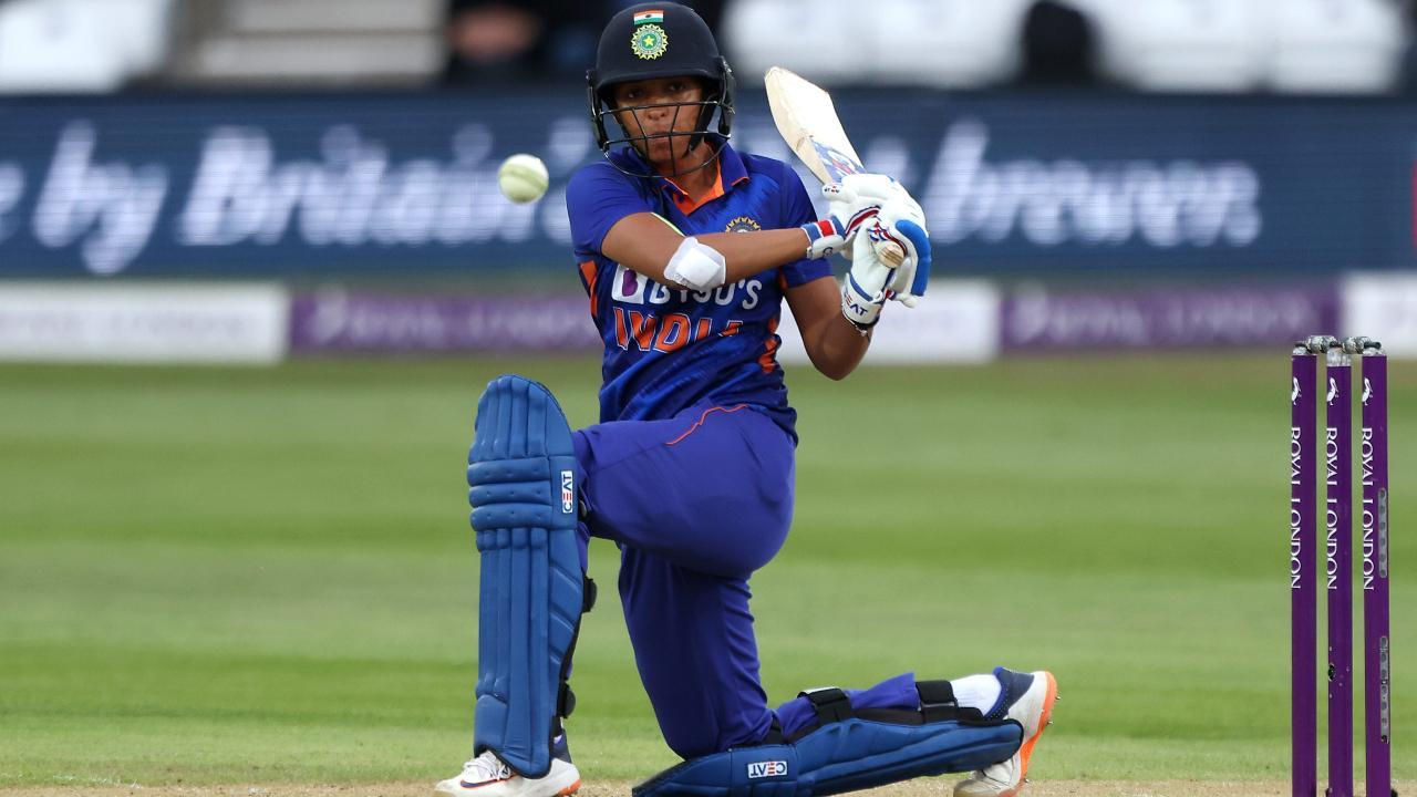 ENG v IND: Harmanpreet Kaur's powerful hundred helps India to clinch maiden ODI series in England
