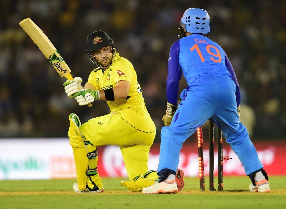 1st T20I: Australia defeat India by 4 wickets