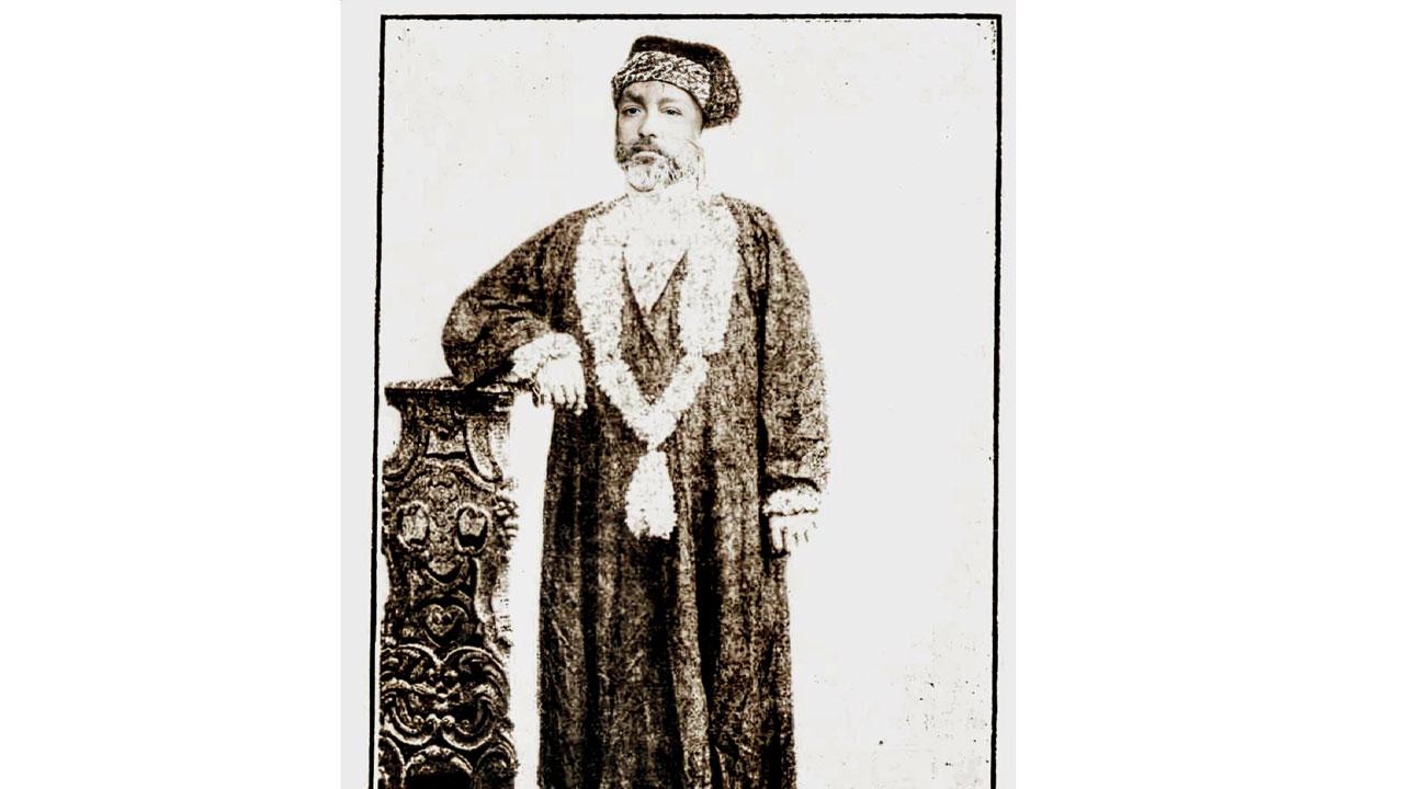 Benjamin Shimshon Ashtamkar, the first Bene Israeli kirtankar