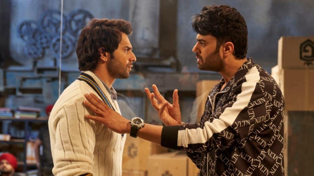 In an interaction with followers on Instagram, Raj Mehta was asked about the sequel to Jugjugg Jeeyo, wherein the director took a funny jibe at Maniesh Paul. Read full story here