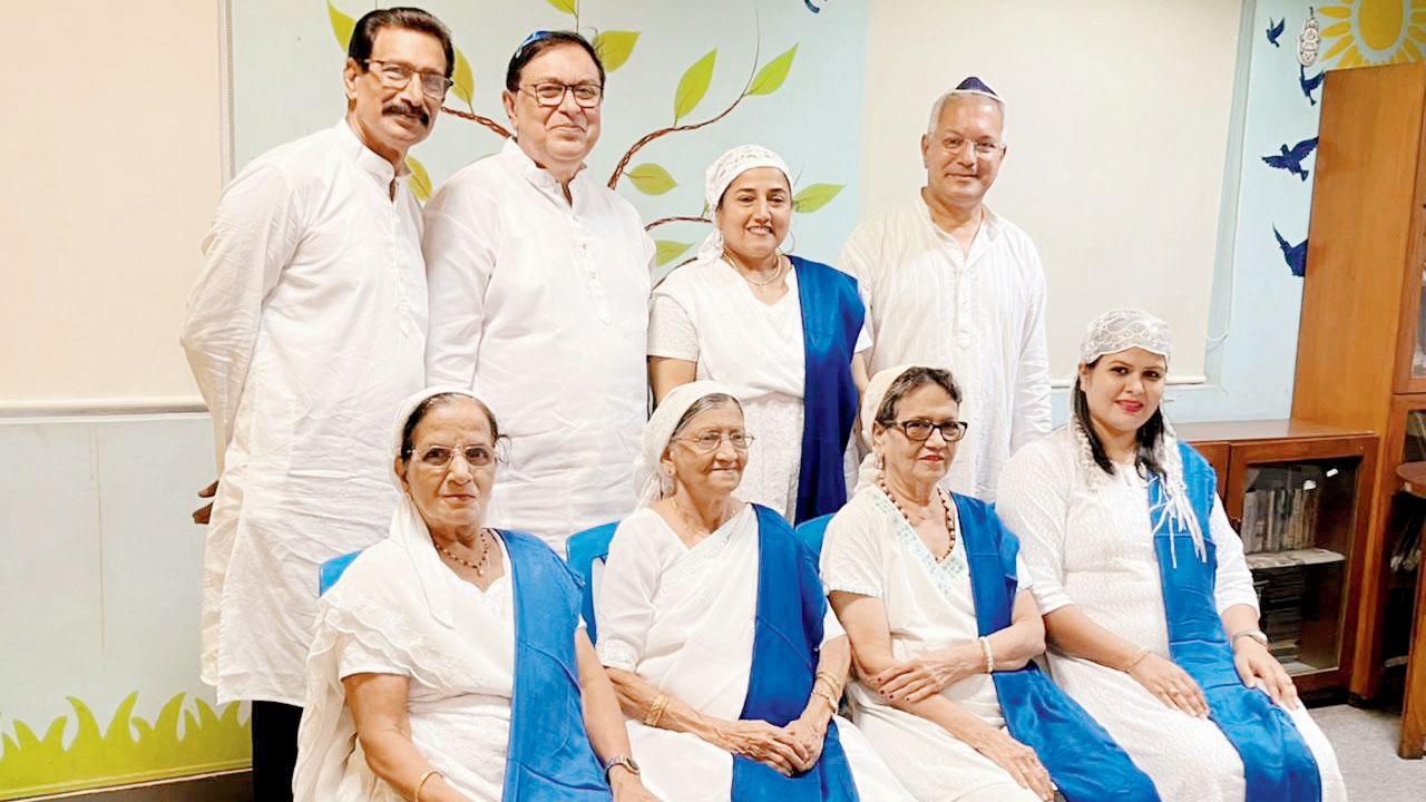 Attend a lecture by Orot Ha Tanakh kirtan group to learn more about the syncretic tradition
