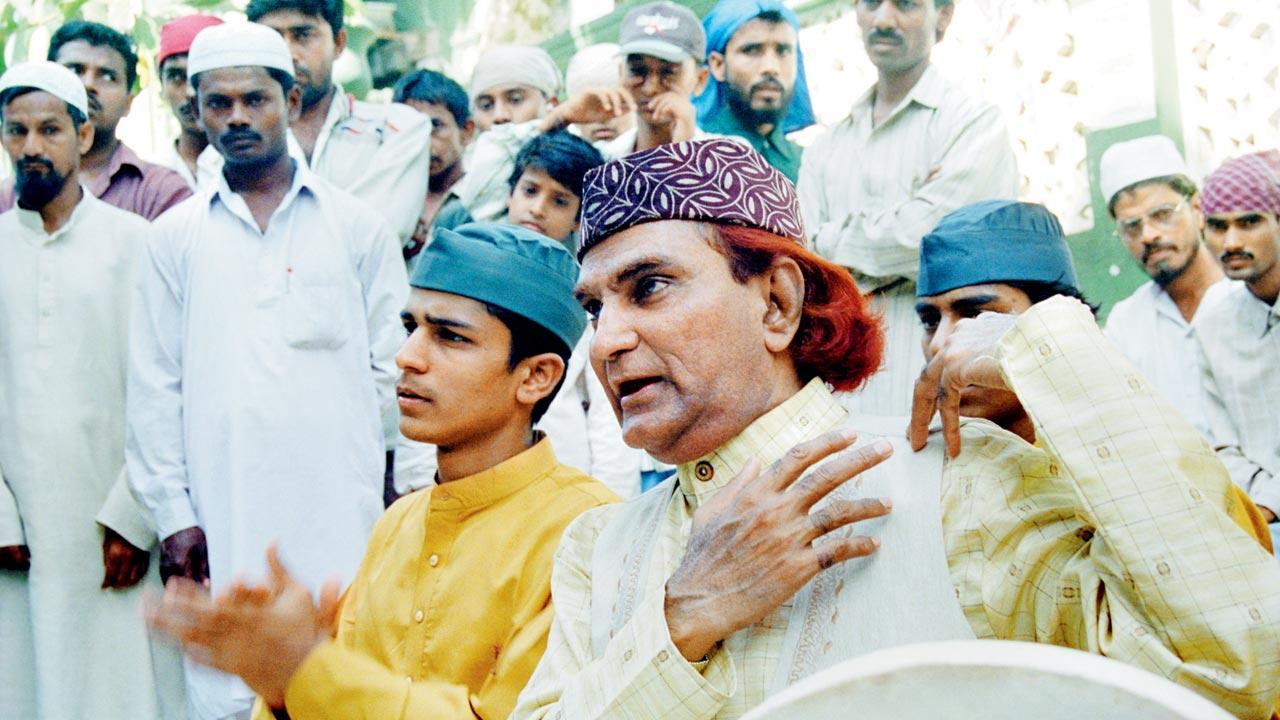 Qawwali singers at the annual 10-day celebration to mark the death anniversary of Islamic scholar and Sufi Baba Maqdoom Ali At Maqdoom at Mahim dargah in Mumbai. Pics/Getty Images