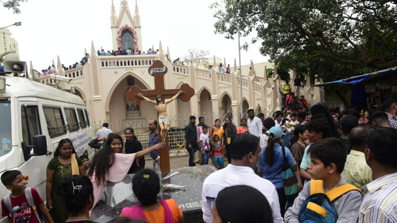 Ahead of the Bandra fair that began on Sunday, September 11, the Mumbai Traffic Police issued traffic restrictions around Mount Mary in Bandra West.