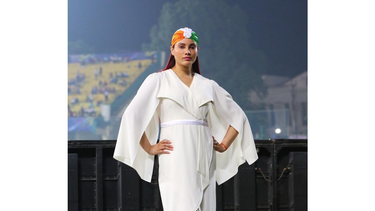 Beautiful and the best – She is pretty, charming, and a hundred percent - Woman of Steel – One amazing personality! Ms Nikii Daas – FRANCHISE OWNER - TEAM INDIA LEGENDS - in The second season of Road Safety World Series