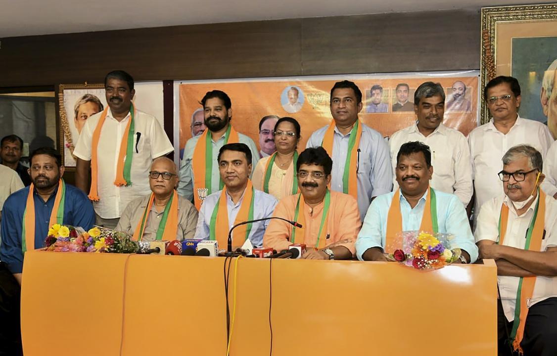 Eight Congress MLAs joined BJP without any conditions: Goa CM Pramod Sawant