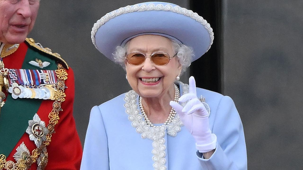Queen Elizabeth II death: Late monarch begins solemn final journey