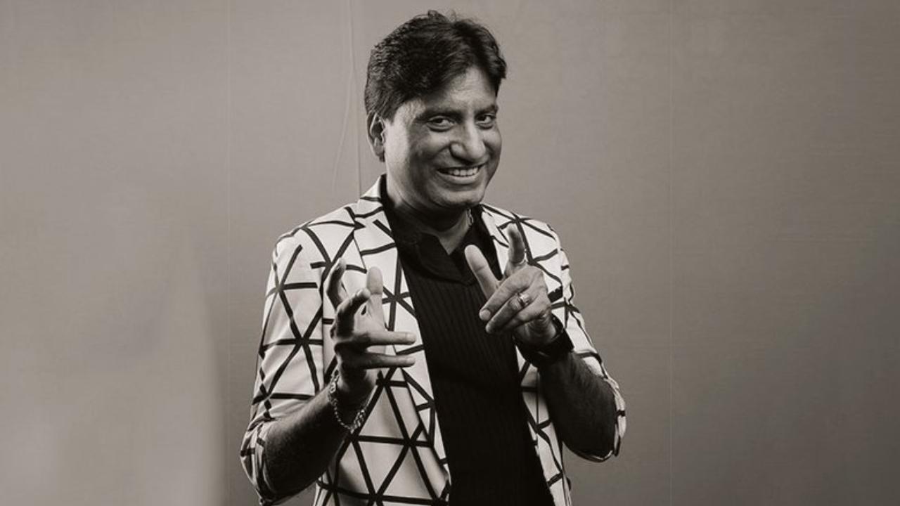 Akshay Kumar, Hrithik Roshan, and other film personalities pay tribute to Raju Srivastava