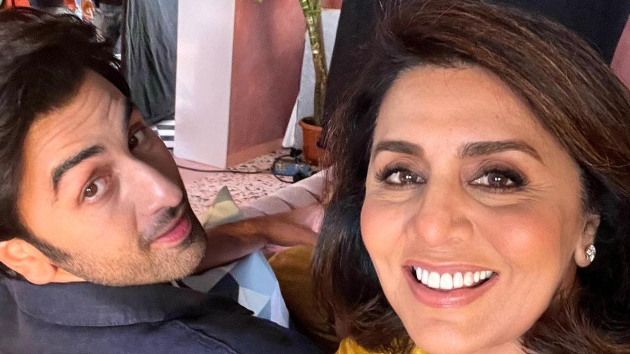 A video of Ranbir Kapoor performing aarti along with mother Neetu Kapoor ahead of visarjan rituals is doing the rounds on social media. Read full story here