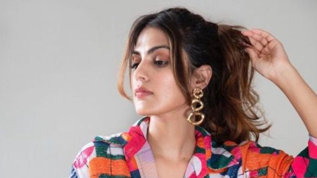 Rhea Chakraborty is all smiles as she poses in colourful outfit for latest photoshoot