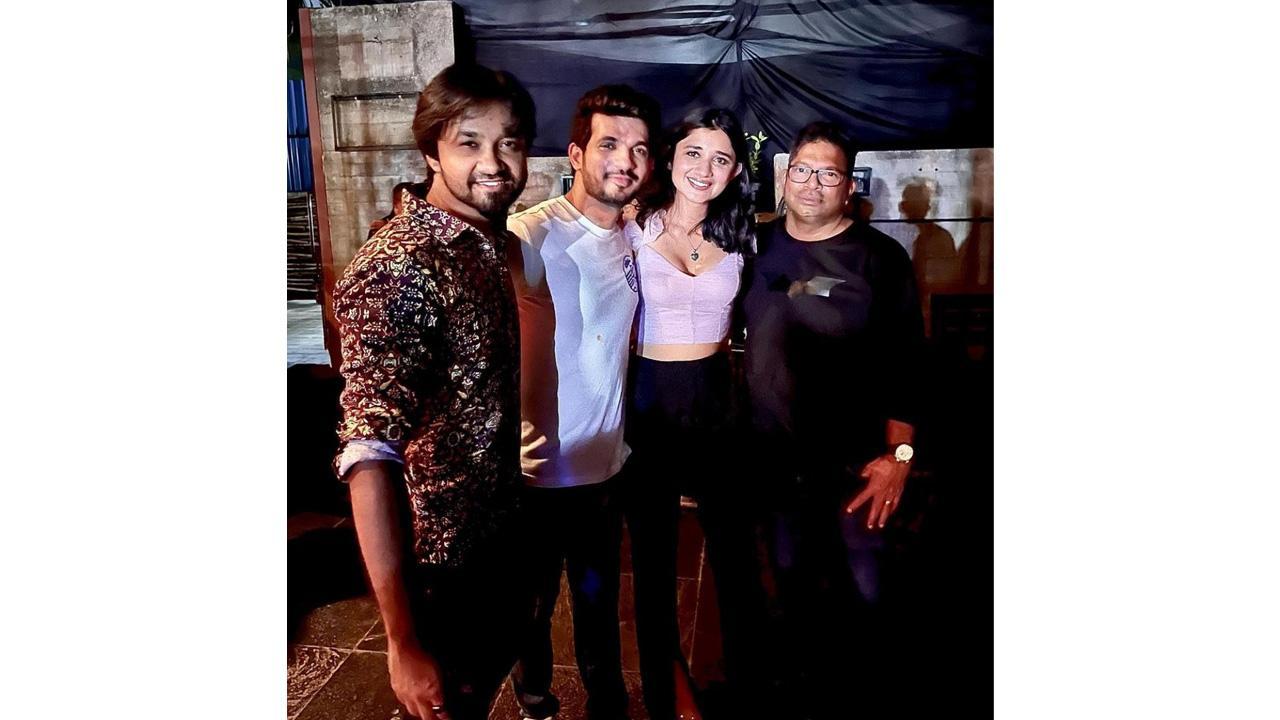 Singer & Composer Rishabh Srivastva, Arjun Bijlani, Kanikamaan joins Roohaaniyat success party.