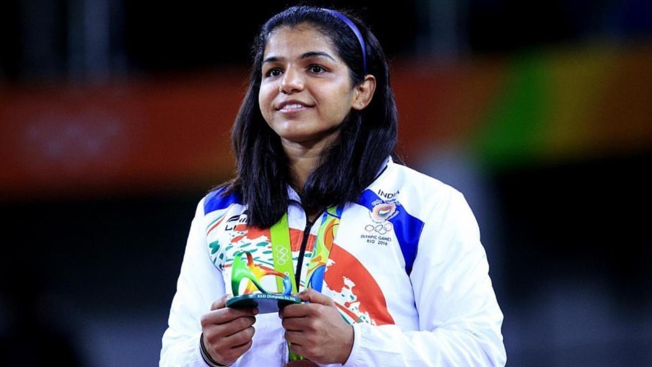 5 years later, at the 2014 Commonwealth Games, Malik won the silver medal at Glasgow in the 58kg event. She also has 5 medals in total at the Asian Championships. Picture Courtesy/ Official Instagram account of Sakshi Malik