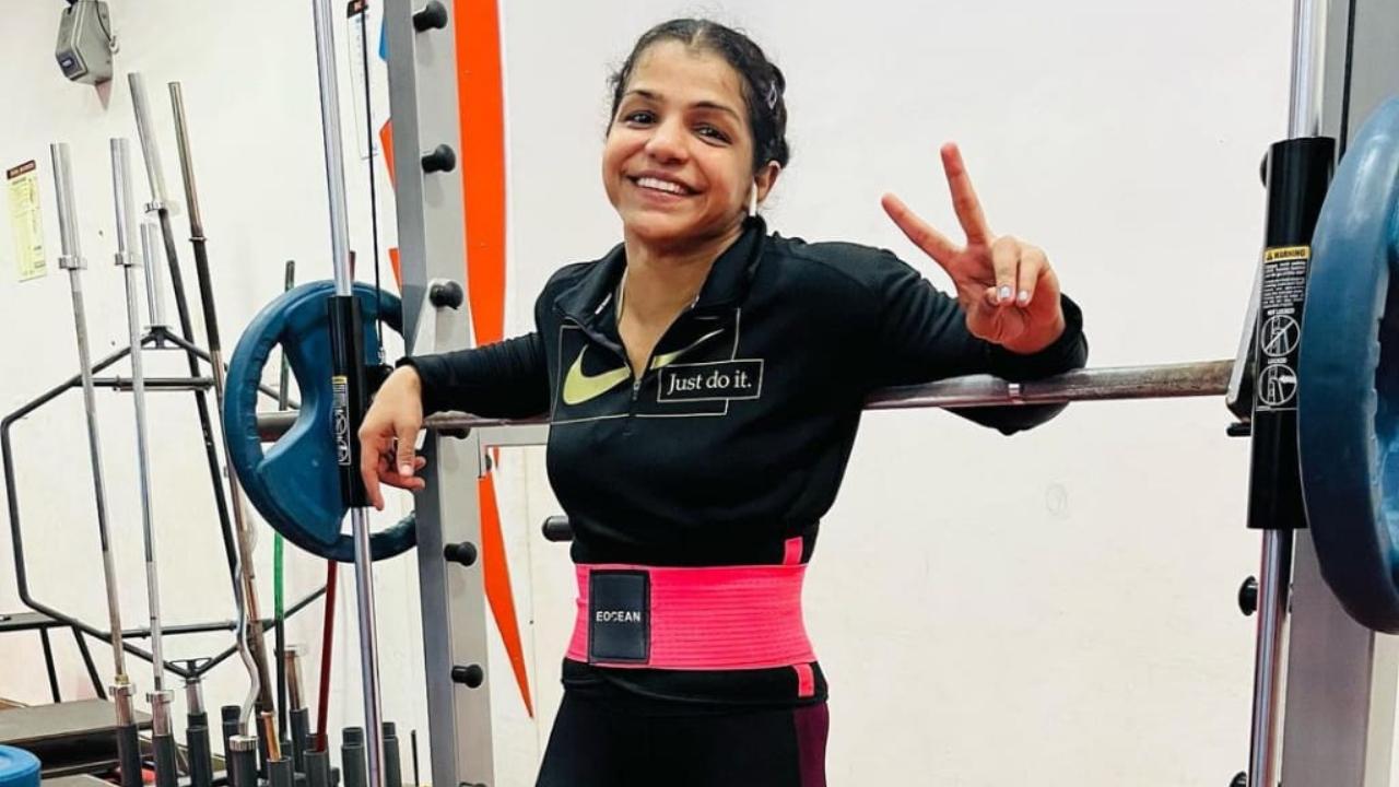 Sakshi hails from a humble background. Her father used to earn a living as a bus conductor while her mother was a supervisor at a local health clinic in Rohtak. Picture Courtesy/ Official Instagram account of Sakshi Malik