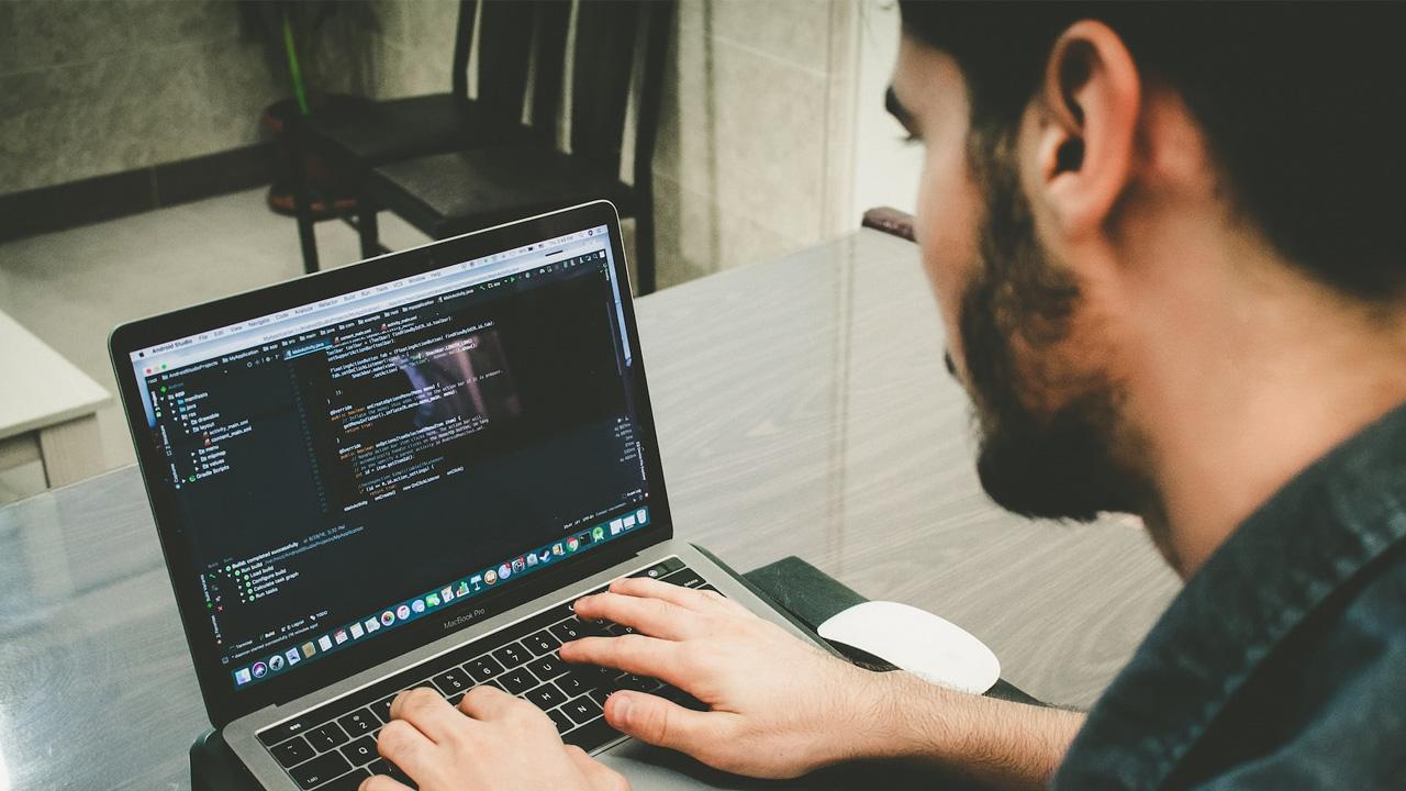 How Software Within Human Resources Can Help Your Business Expand