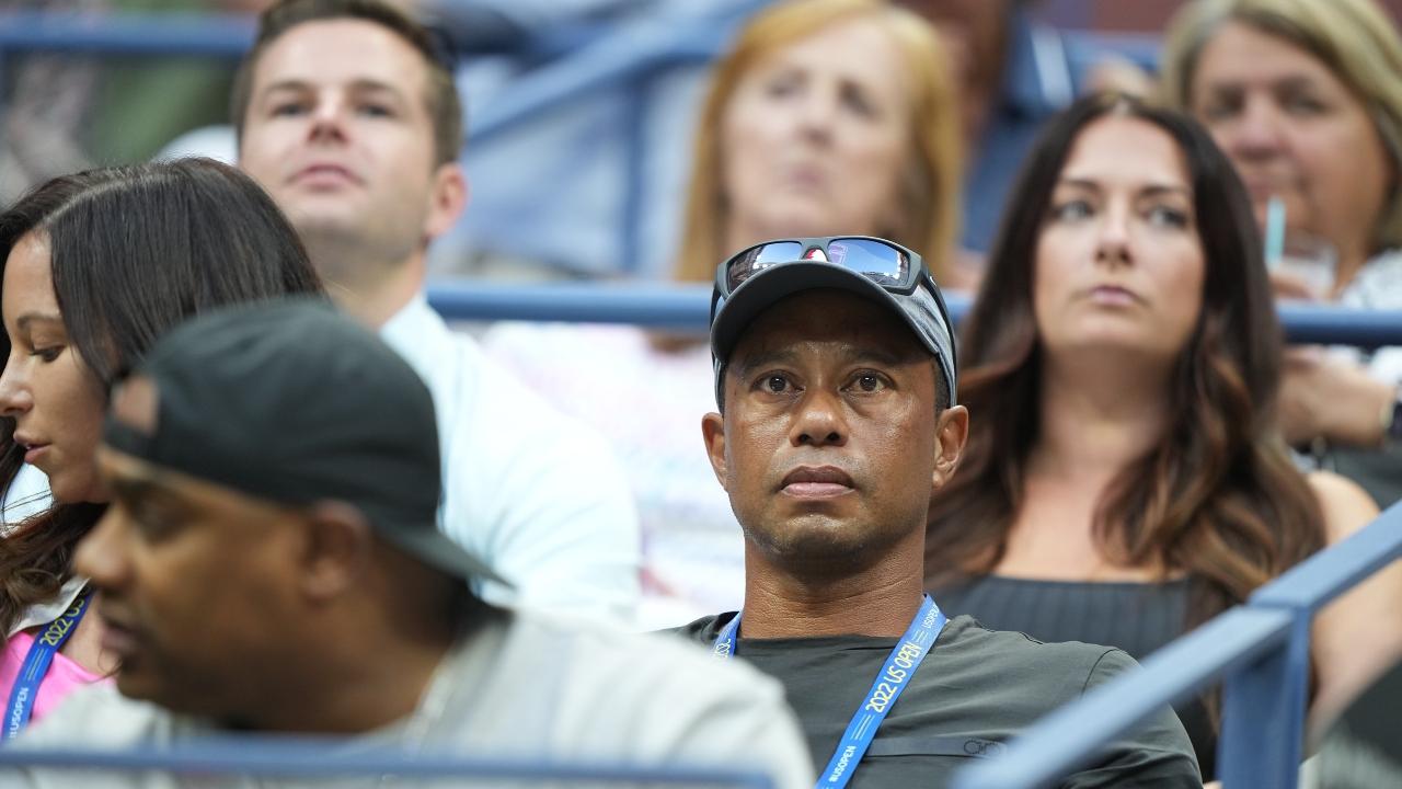 Golfer Tiger Woods watches on. Photo/Official Twitter handle of US Open