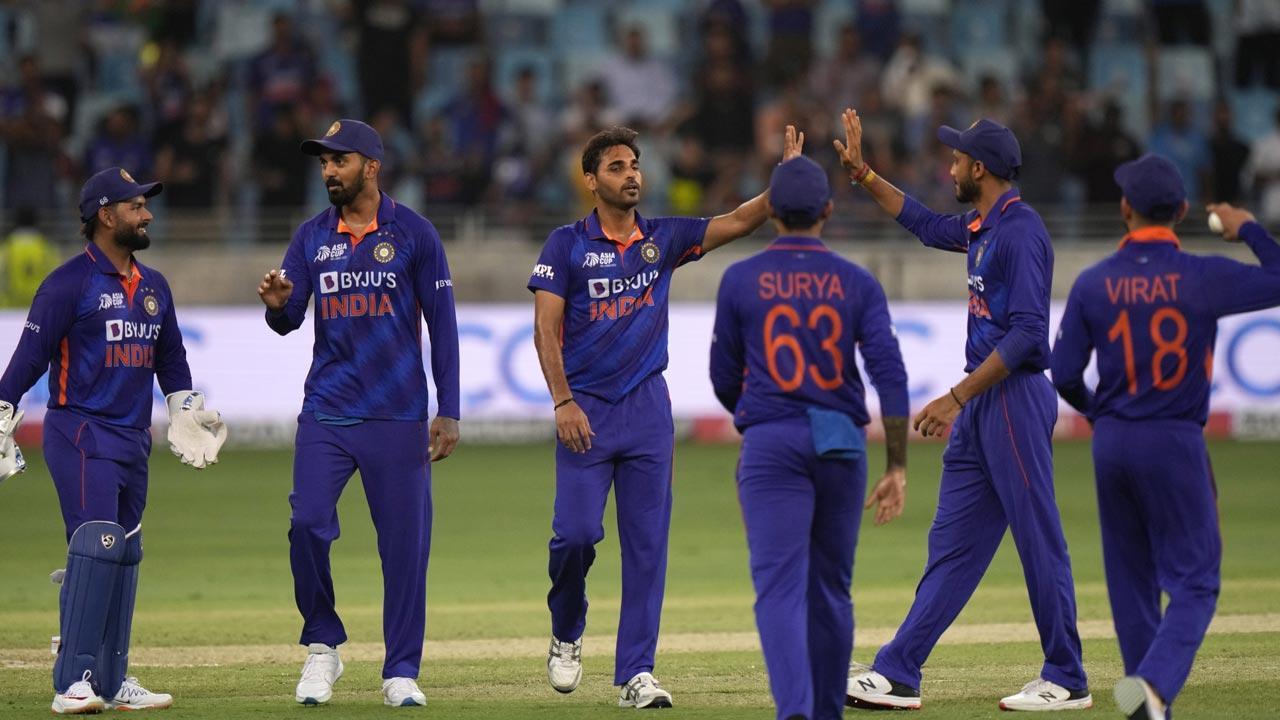 Asia Cup 2022: Kohli's sensational 122, Bhuvneshwar's five-fer help India thrash Afghanistan by 101 runs