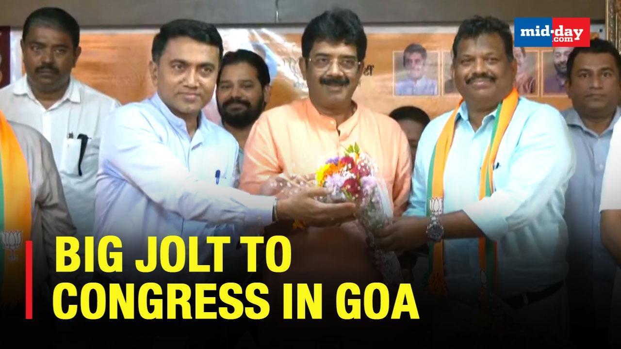 Big Jolt To Congress In Goa | 8 MLAs join BJP Including Senior Leader Digambar K