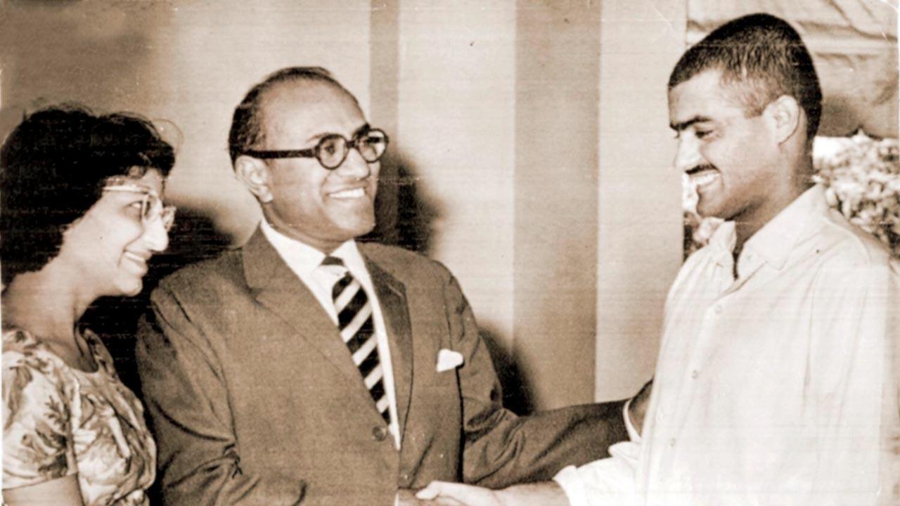 Doli Contractor (left) watches BCCI president MA Chidambaram greet her husband, Nari. Pic/mid-day archives