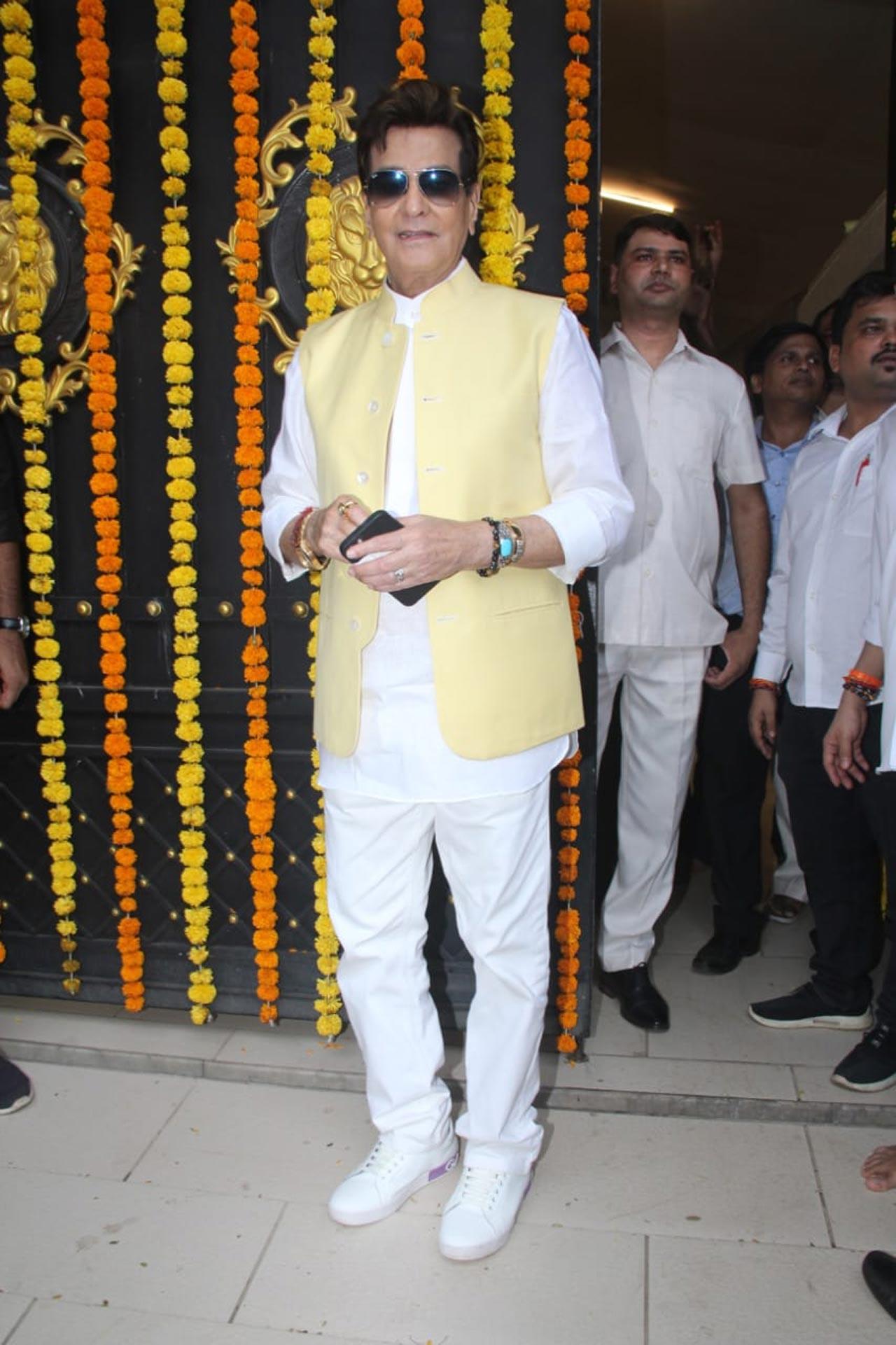 Jeetendra also attended the celebration