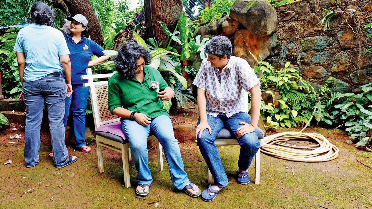 Rupa (green shirt), Trupti’s girlfriend, says she understood why she was unable to break familial ties with her former partner Teju. “We had to learn to normalise the jealousy that would come and go,” she says. Pics/Shadab Khan