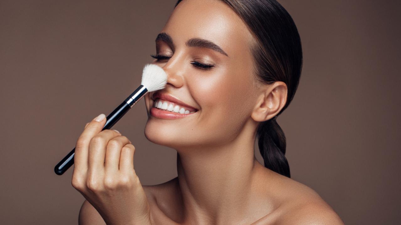 Want to ace glossy makeup? Here are five tips to get it right