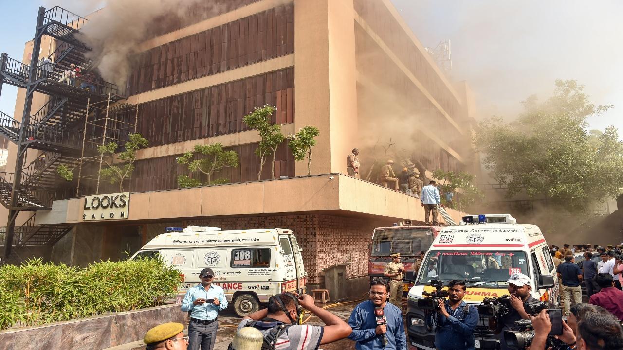 4 dead, 10 injured as fire breaks out at Lucknow hotel; Adityanath orders probe