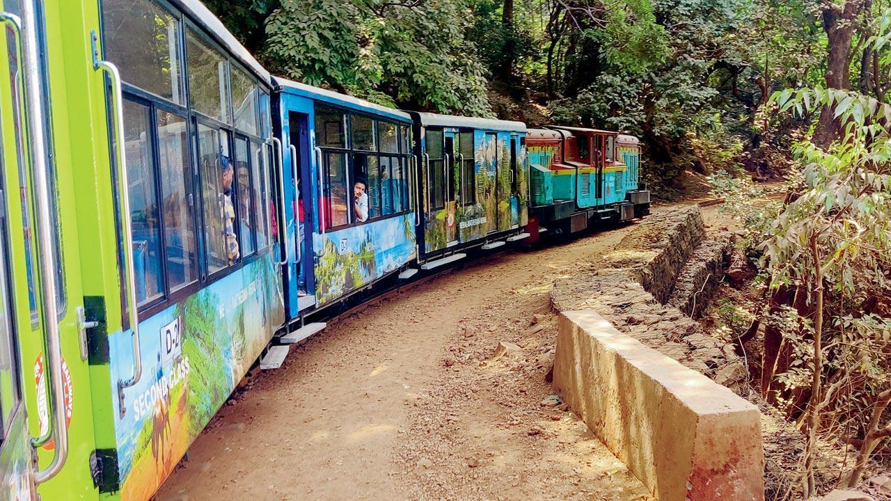 Matheran Hill Railway raked in Rs 1 crore from April to August this year