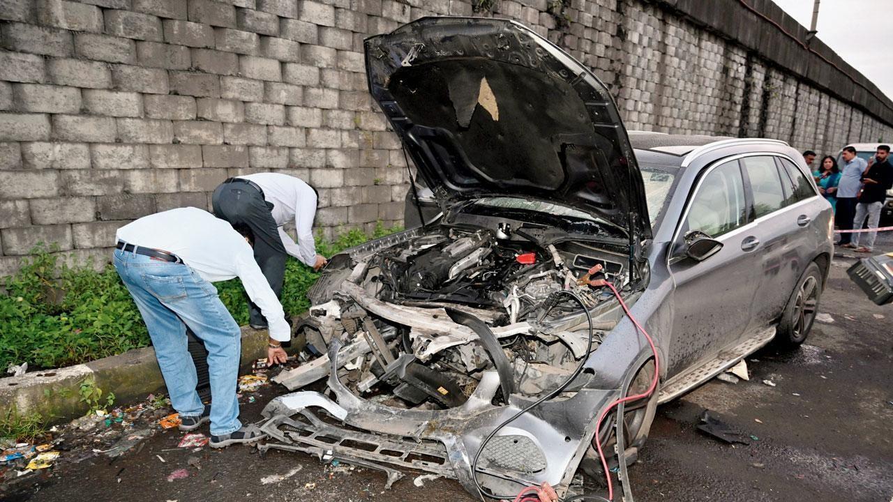 Cyrus Mistry car accident: Mercedes team collects data
