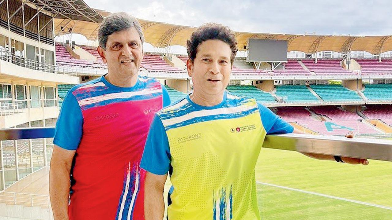 Sachin Tendulkar enjoys special day with Badminton legend Prakash Padukone