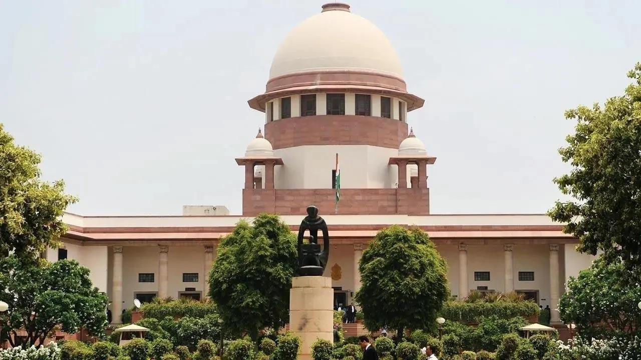 Supreme Court live-streams constitution bench proceedings