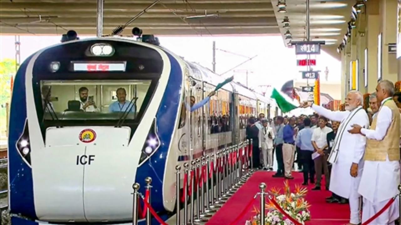 In Photos: PM Modi flags off Gandhinagar-Mumbai Vande Bharat Express train