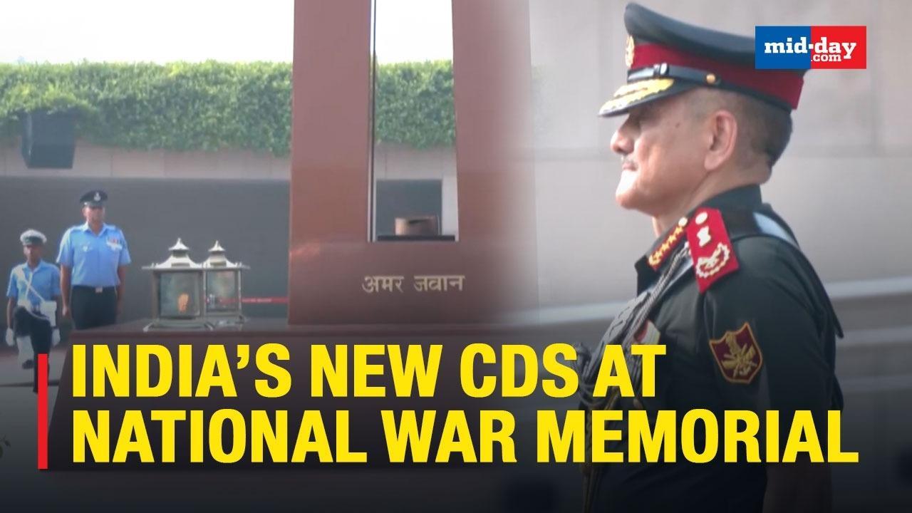 CDS Lt General Anil Chauhan (Retd) Pays Tribute At The National War Memorial