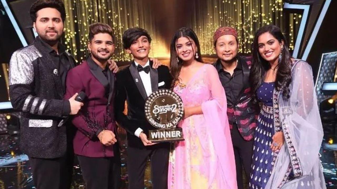 14-yr-old Mohammad Faiz from Jodhpur bags 'Superstar Singer 2' trophy